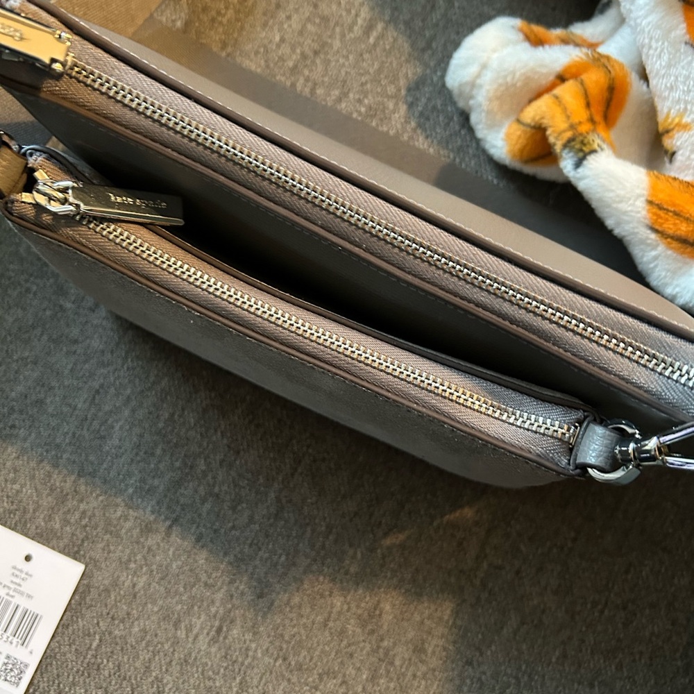 Kate Spade Duo Crossbody - Picture 3 of 4